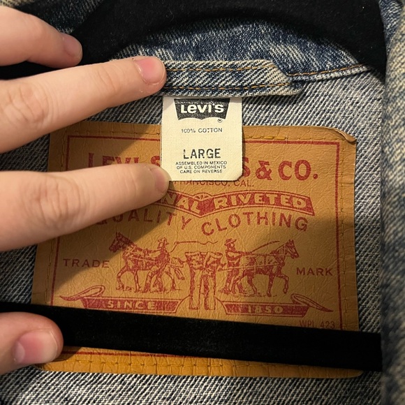 Vintage 90s Men's Levi's 70598 Button Down Denim Trucker Jacket Size - Picture 9 of 16